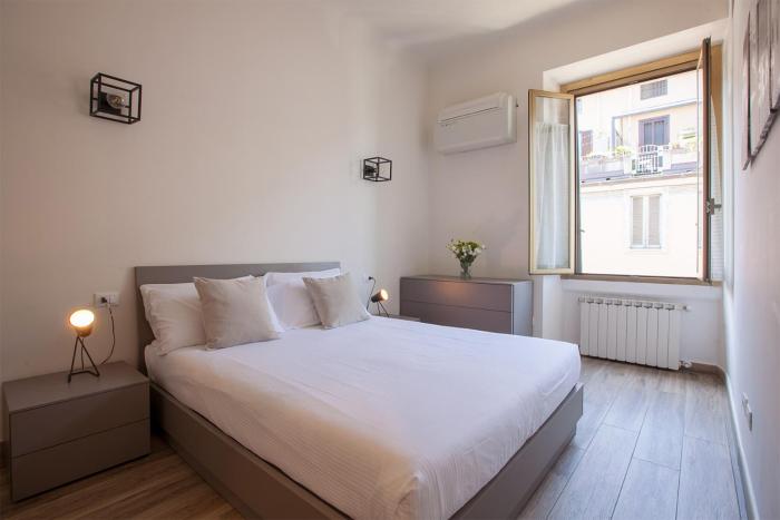 HACCA Collection - Isola-Garibaldi district 1BR
