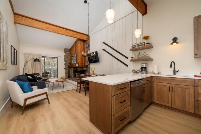 Beaver Village Unit #1934R