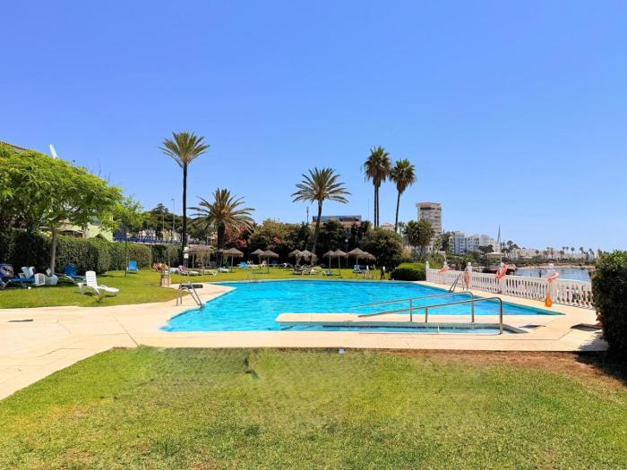 Sea View Appartment with Pool Paddle and Tennis Mijas