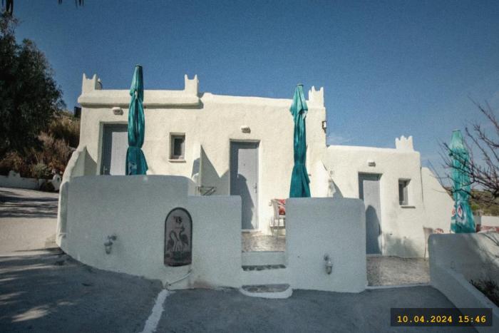 Premium Holiday Home for an Authentic Cycladic Escape, E02