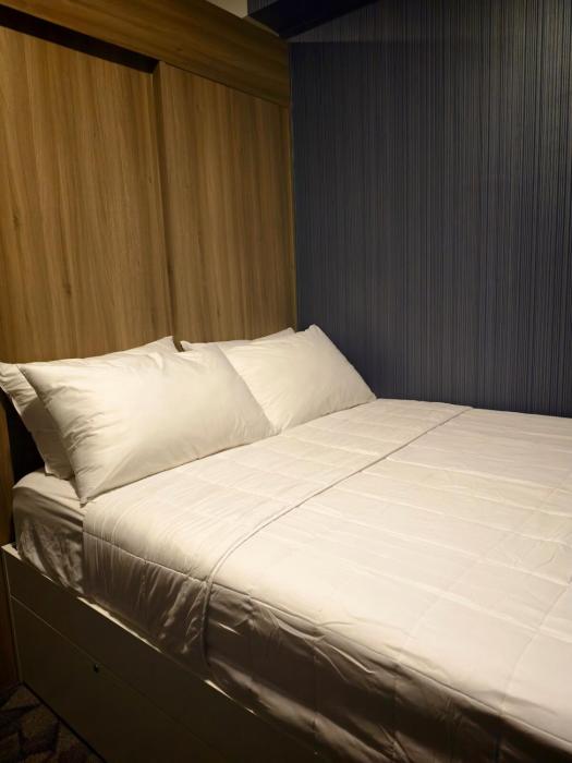 SQUARE SPACE MNL Fame Residences 4 1BR Comfort Stay FREE Parking