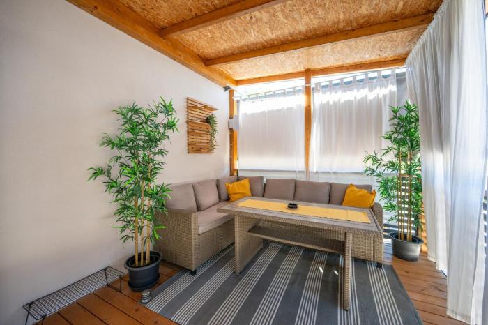 Apartments with parking space Sveti Filip i Jakov, Biograd - 25207