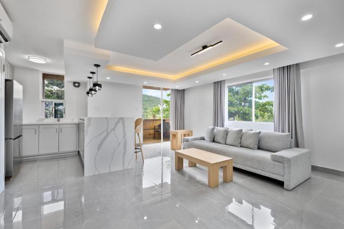 Island Living Luxury Beach Suite