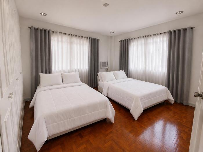 Bed & Breakfast in BF Homes, Parañaque City