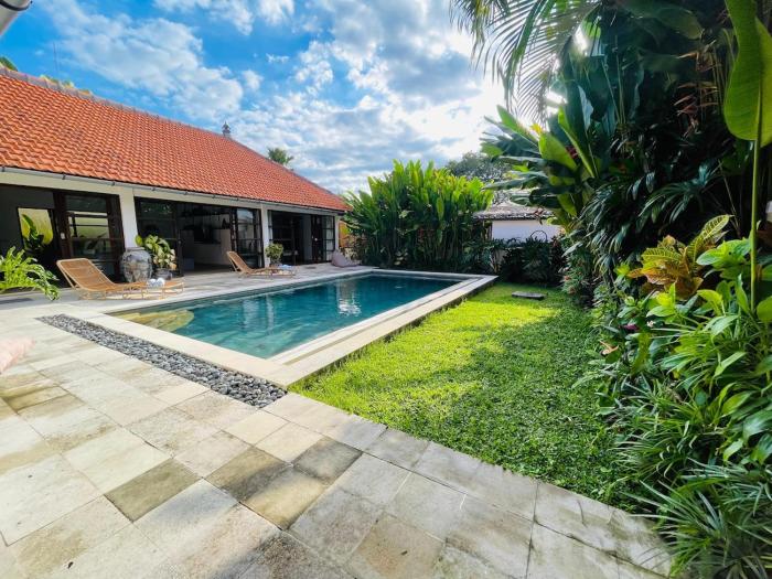 Spacious 3BR Villa with Large Pool in Canggu