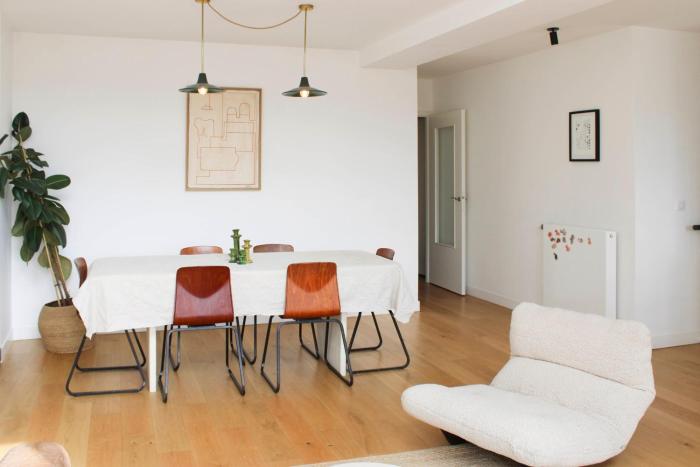 Duplex with balcony in Saint-Ouen