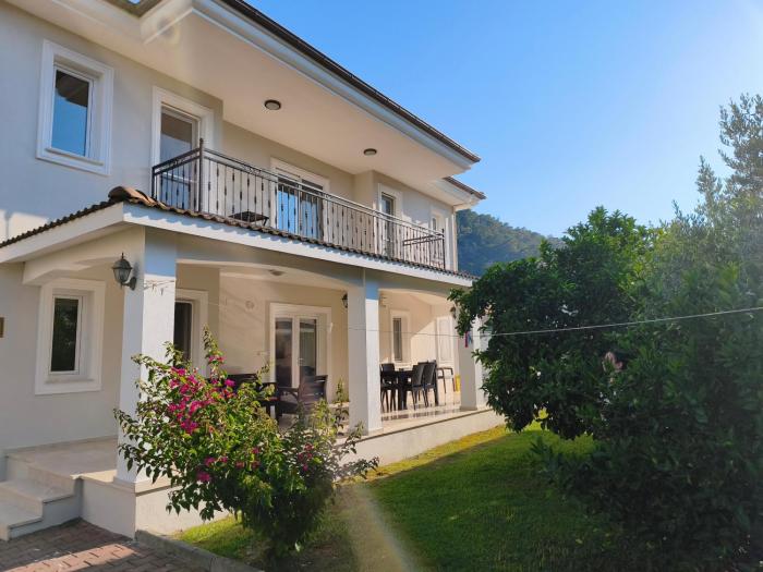 Dalyan Villa Parna