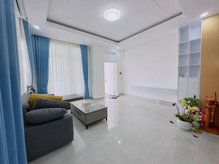 Sarita Budhathoki Home