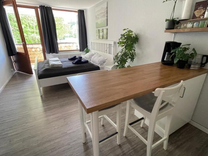 Ferienwohnungen bis zu 6 Personen Gruppen, 3 Balkonen und kostenlosen Parkplätzen im Schwarzwald, nahe Freudenstadt