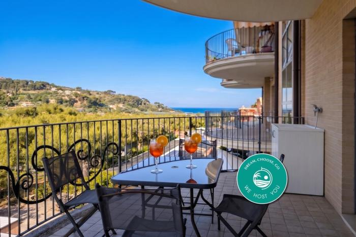 -Terrazza panoramica- WiFi AC garage e ascensore