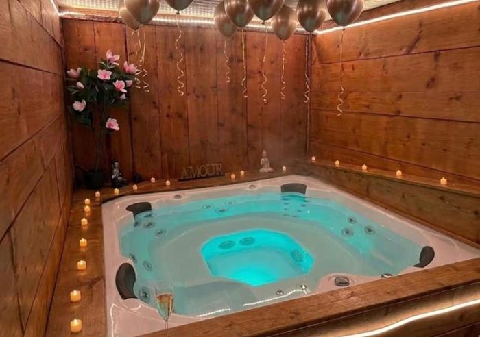 Doux Pavillon - Sauna - Jacuzzi