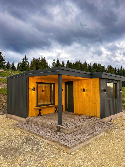 Rasarit Cabin