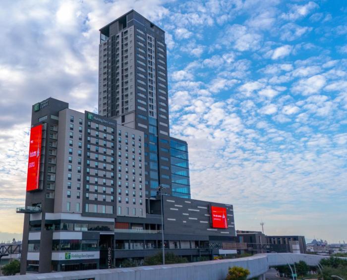 Holiday Inn Express - Monterrey - Fundidora by IHG