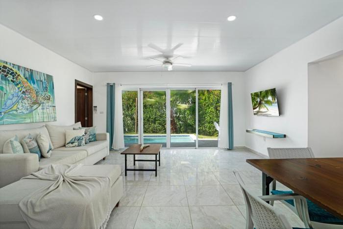 Cozy 2BR Villa with Pool and BBQ in Sosua Ocean Village