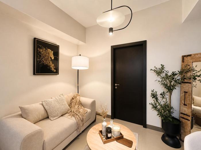 Luxury 1BR with Pool and Gym at Park Mckinley West A