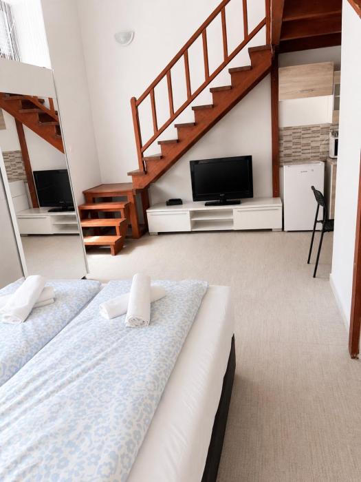 Holdfény apartman