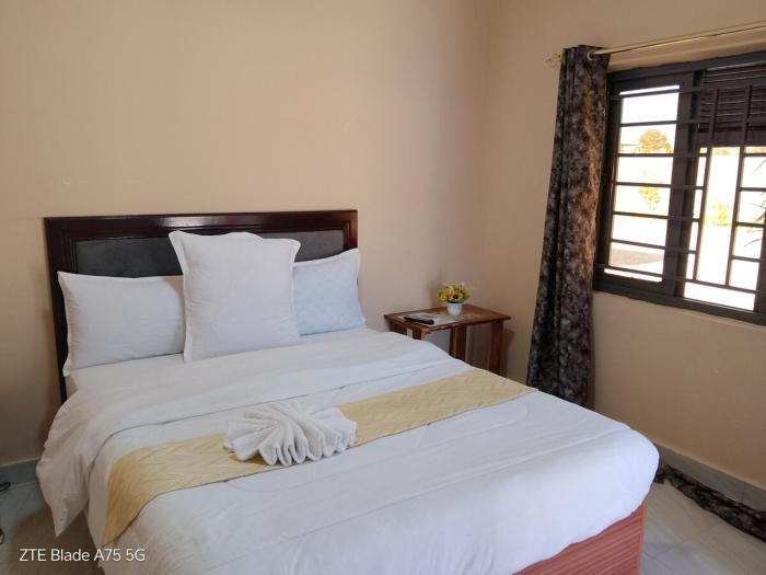 Budget friendly Lower Zambezi Experience
