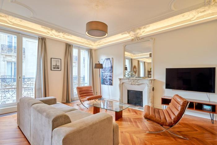 Golden Triangle Paris