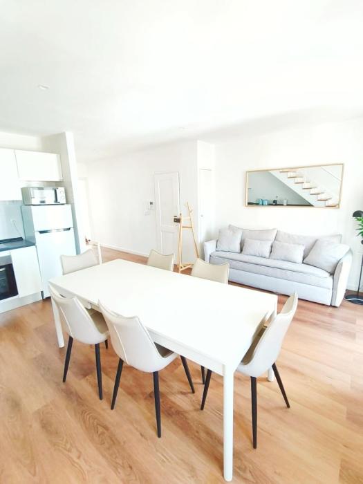 Mivô Balcony Duplex with River View