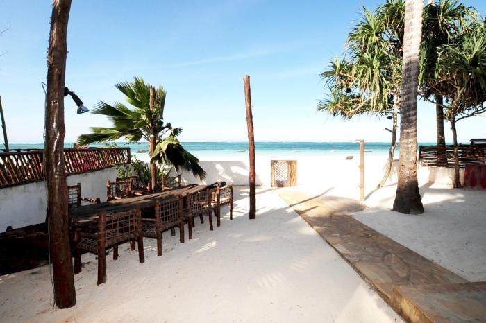 Villa Hideaway- Private Beachfront Villa ZanzibarHouses