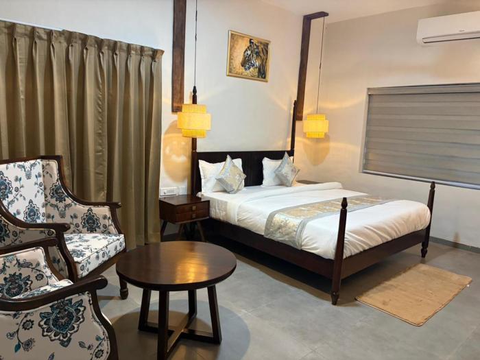The Palash wildlife resort parsili