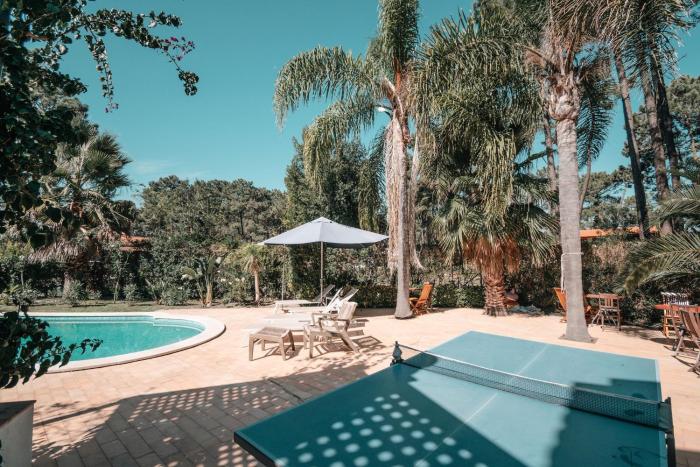 Caparica Beach Villa in Golf Condo Pool Barbecue
