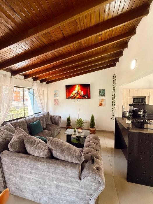 Spacious for Groups, Just Steps from the Stadium - Laureles