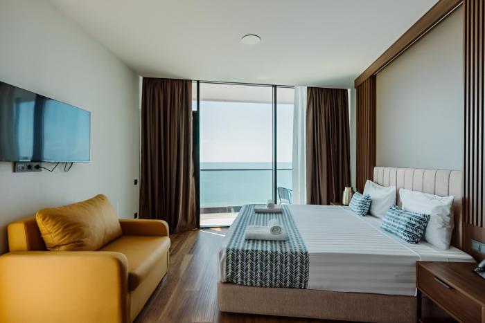 Navi Beachfront Apartment with Sea View