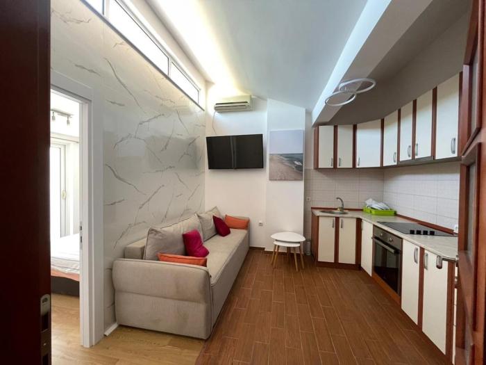 Modern Marble Penthouse Pinjesh, Ulcinj