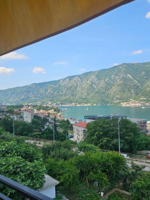 Apartment Milos
