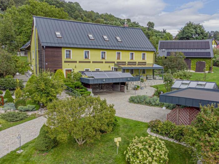 Holiday apartment with 4 bedrooms