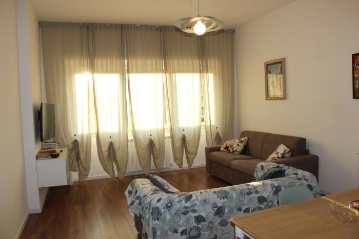 MyHome YourHome Trilocale con balcone