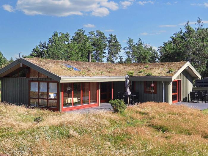 6 person holiday home in Blokhus-By Traum
