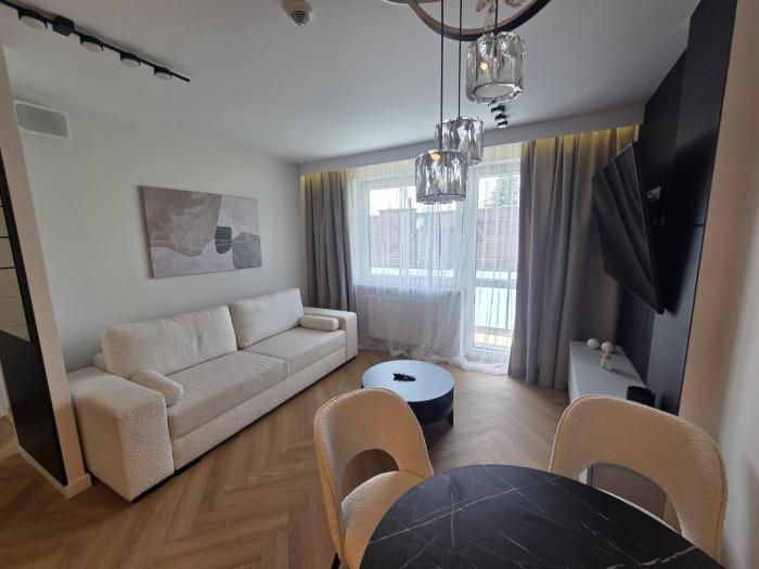 Family & Business Apartments PREMIUM No4 - 1 Bedroom with Balcony, Parking