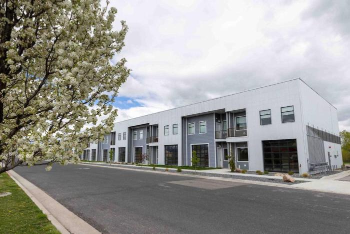 Modern 2-Bed1 Bath Apt - Ideal for Extended Stays