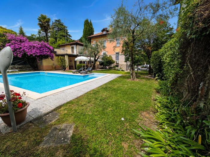 Villa Euge - Cottage & Depandance with Private Pool