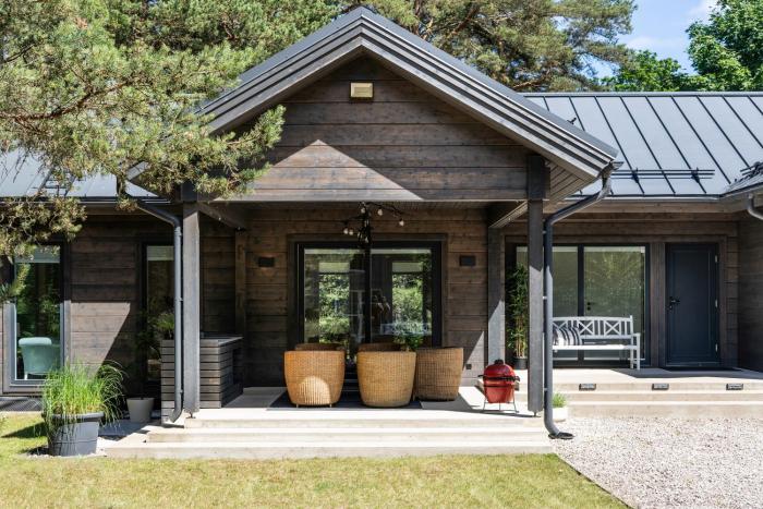 Karepa Beach House - neemetipus, 2 liivaranda, privaatsus ja päikeseloojang