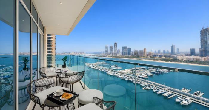 Luxury 3BHK & Maid Sea View & Private Beach