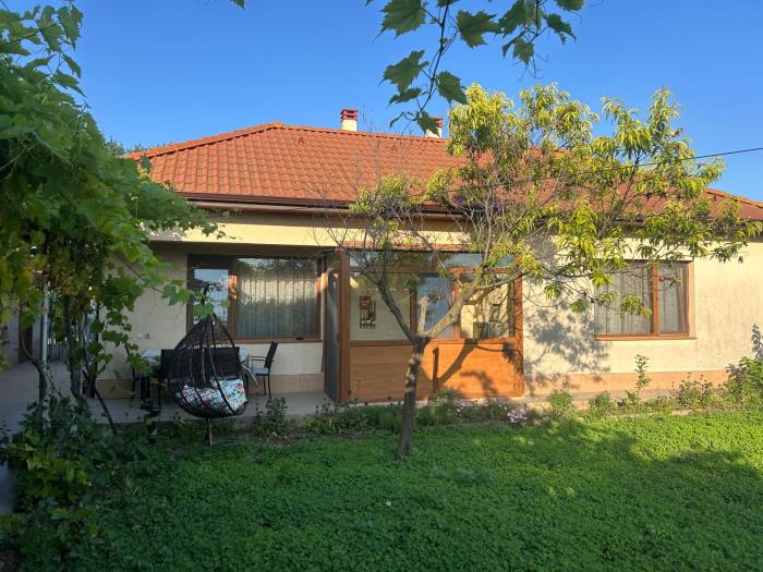 Konstantin i Elena Guest House