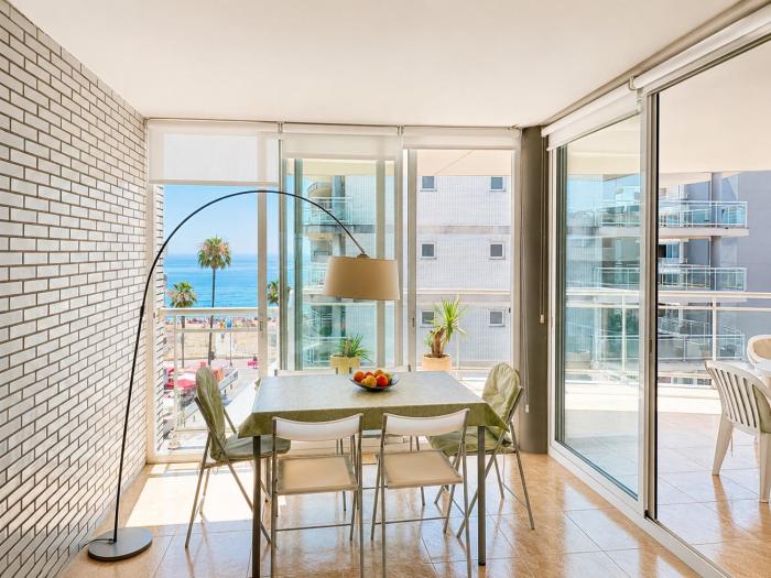 Peñíscola, Primera línea de playa y gran terraza