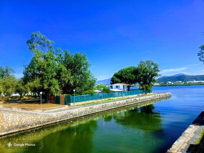 Graziosa villetta tra mare e lago