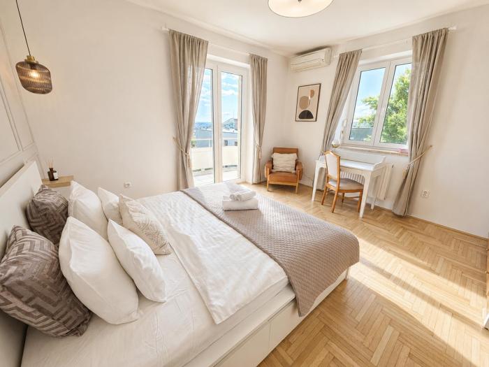 Grand Terrace Apartment with AC & heating
