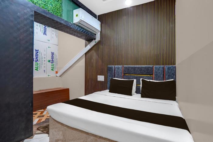 Hotel O 7 Seas