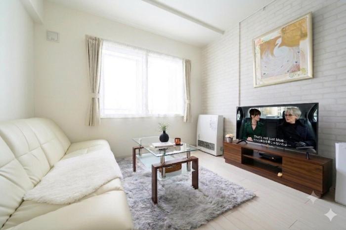 Maruyama A Room