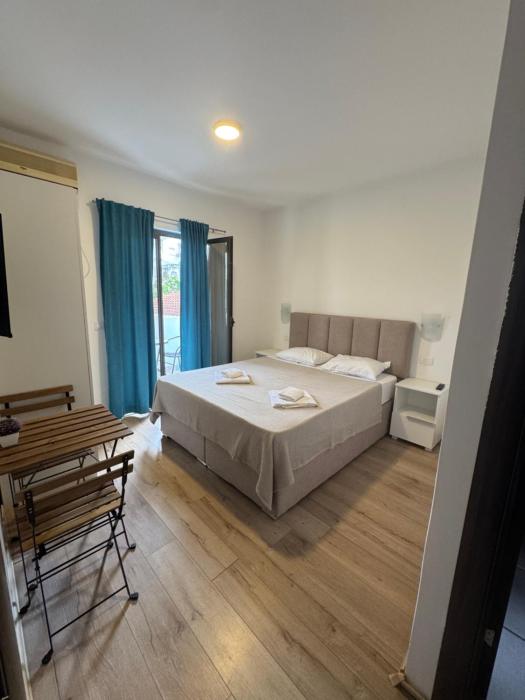 Guest house Mia Becici - Sobe i Apartmani