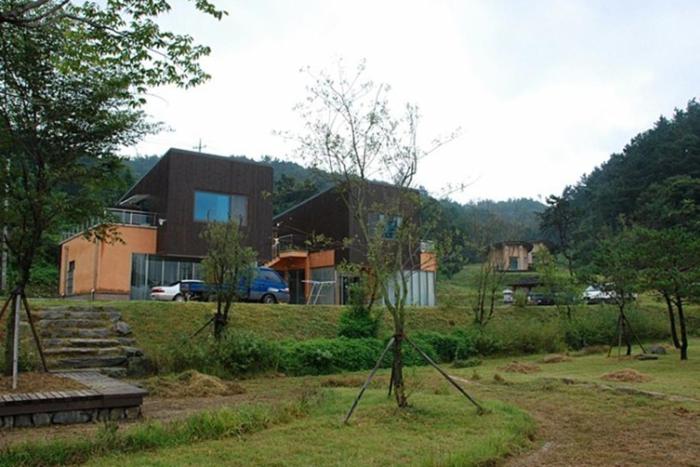 Seocheon Water Willow Pension