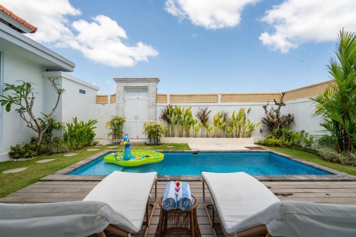 Noel Peaceful 3BR Villa with Pool in Cemagi Bali