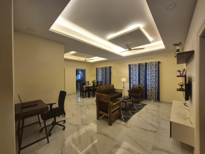 3BHK, Home wi fi Kitchen I Lift I Car Park