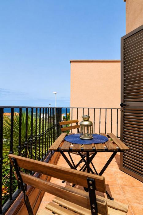 La Mar Salá - House with Terrace & Parking
