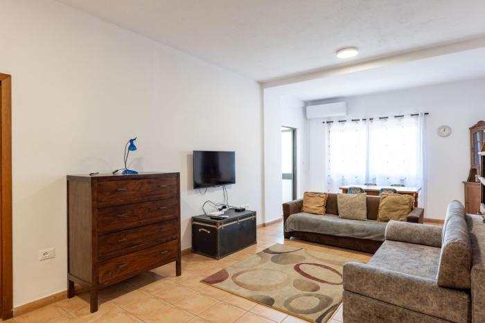 UNA Block Apartment